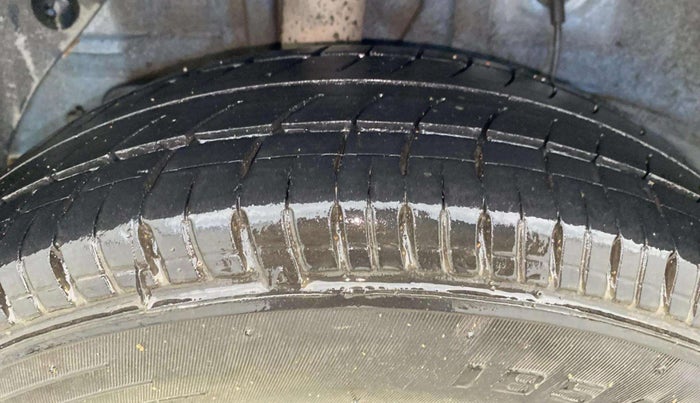 2018 Hyundai Elite i20 MAGNA EXECUTIVE 1.2, Petrol, Manual, 91,148 km, Right Rear Tyre Tread