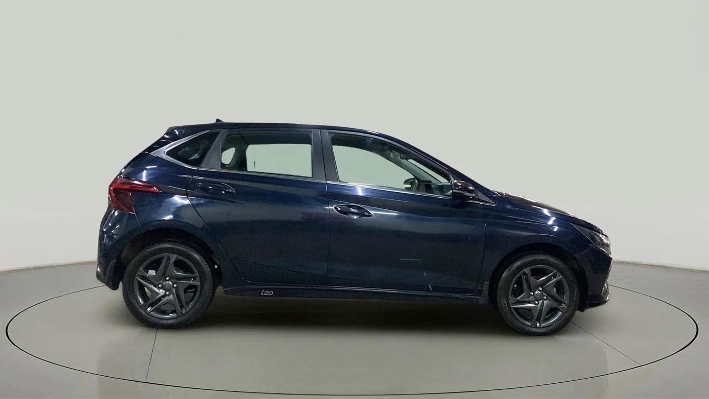 2023 Hyundai NEW I20 SPORTZ 1.2 MT, Petrol, Manual, 15,807 km, Right Side View