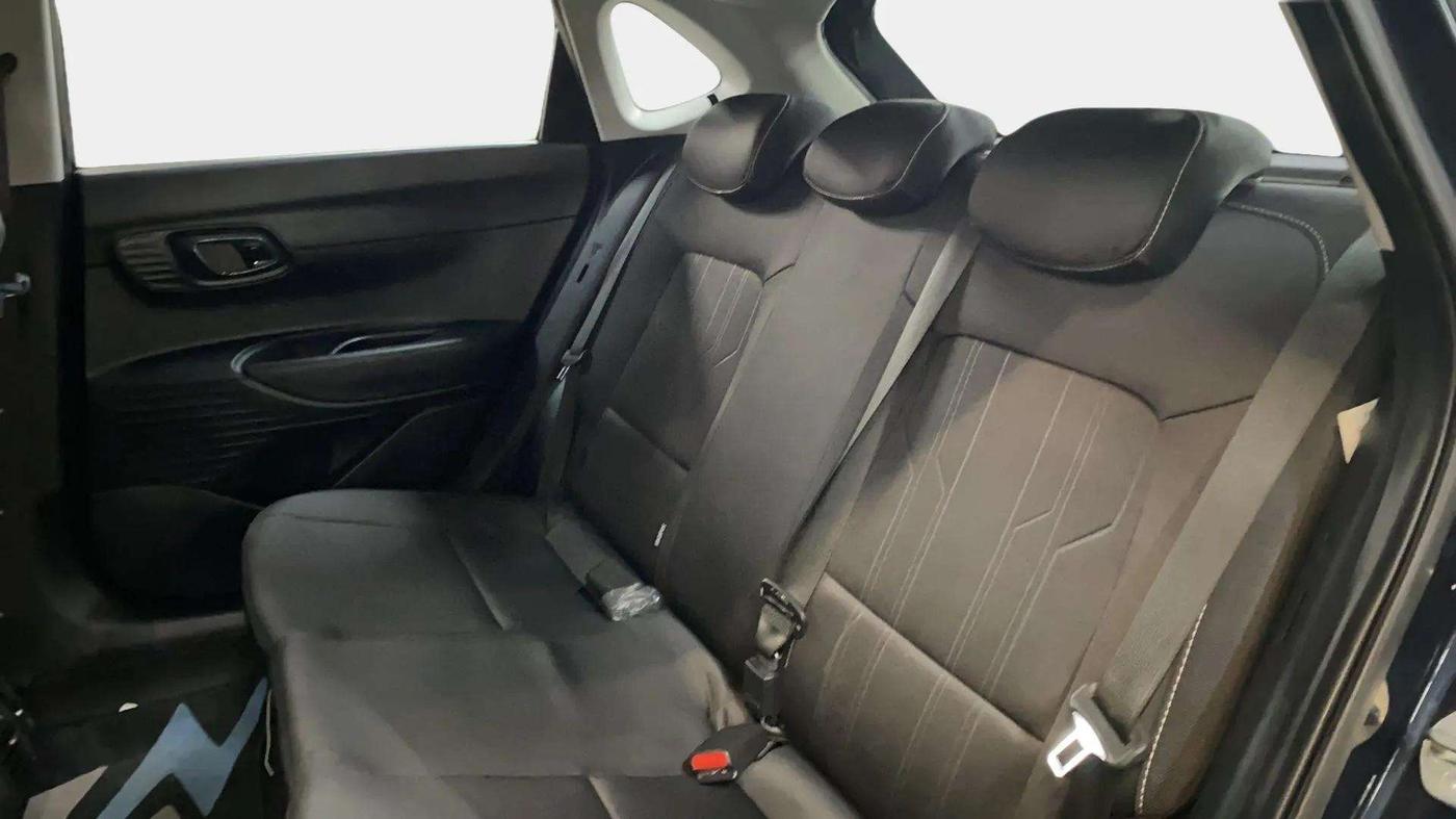 2023 Hyundai NEW I20 SPORTZ 1.2 MT, Petrol, Manual, 15,807 km, Right Side Rear Door Cabin