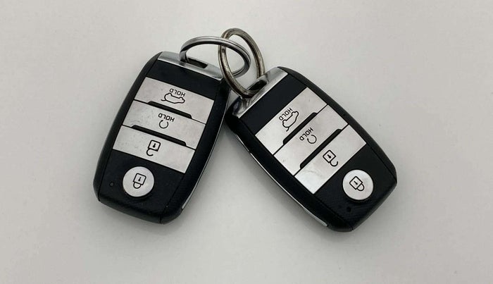 2022 KIA SELTOS HTK PLUS 1.5 DIESEL IMT, Diesel, Manual, 54,249 km, Key Close Up