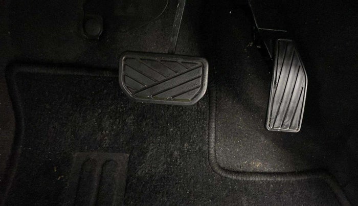 2022 Maruti S PRESSO VXI (O) AMT, Petrol, Automatic, 27,815 km, Pedals