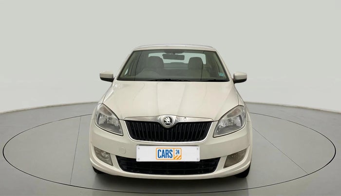 2014 Skoda Rapid AMBITION 1.6 MPI MT PLUS, Petrol, Manual, 69,765 km, Front