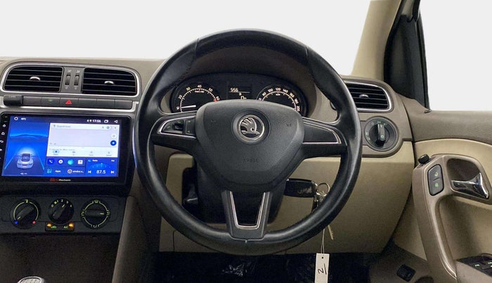 2014 Skoda Rapid AMBITION 1.6 MPI MT PLUS, Petrol, Manual, 69,765 km, Steering Wheel Close Up