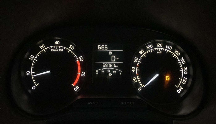 2014 Skoda Rapid AMBITION 1.6 MPI MT PLUS, Petrol, Manual, 69,765 km, Odometer Image