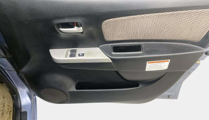 2013 Maruti Wagon R 1.0 LXI CNG, CNG, Manual, 68,736 km, Driver Side Door Panels Control