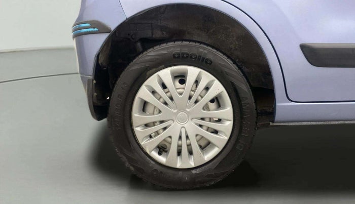 2013 Maruti Wagon R 1.0 LXI CNG, CNG, Manual, 68,736 km, Right Rear Wheel