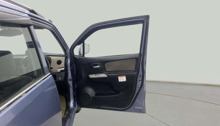 2013 Maruti Wagon R 1.0 LXI CNG, CNG, Manual, 68,736 km, RHS Front Door