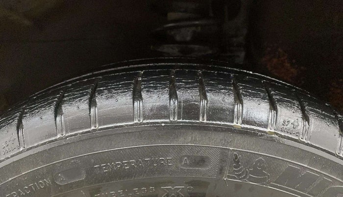 2012 Maruti Alto K10 VXI, Petrol, Manual, 75,853 km, Left Front Tyre Tread
