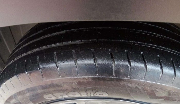 2023 Hyundai VENUE S 1.2, Petrol, Manual, 23,479 km, Left Front Tyre Tread