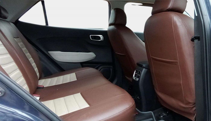 2023 Hyundai VENUE S 1.2, Petrol, Manual, 23,479 km, Right Side Rear Door Cabin