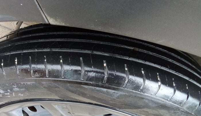 2023 Hyundai VENUE S 1.2, Petrol, Manual, 23,479 km, Right Rear Tyre Tread