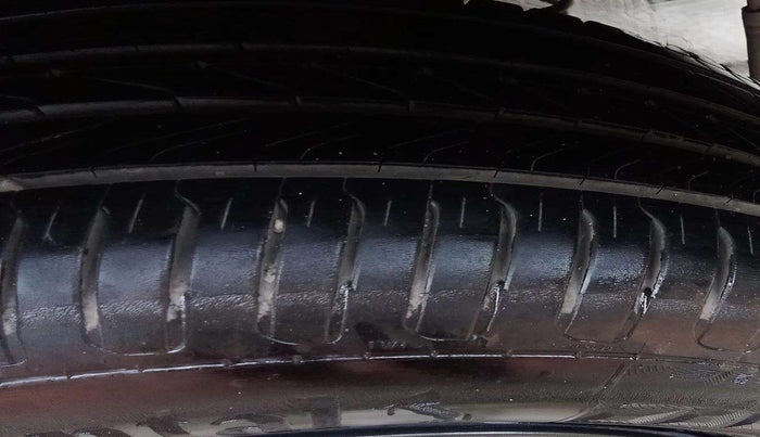 2023 Hyundai VENUE S 1.2, Petrol, Manual, 23,479 km, Left Rear Tyre Tread