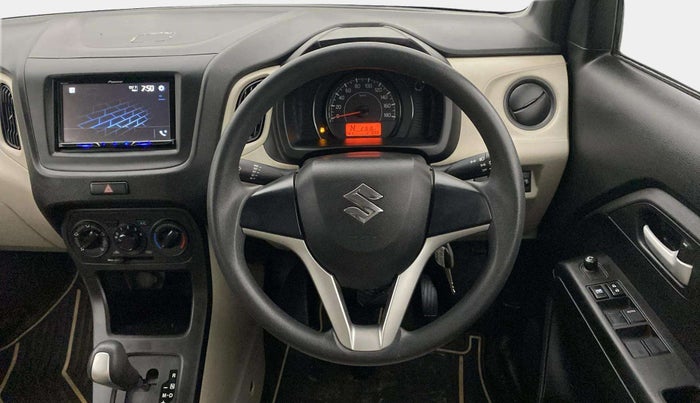 2021 Maruti New Wagon-R VXI 1.0 AMT, Petrol, Automatic, 21,602 km, Steering Wheel Close Up