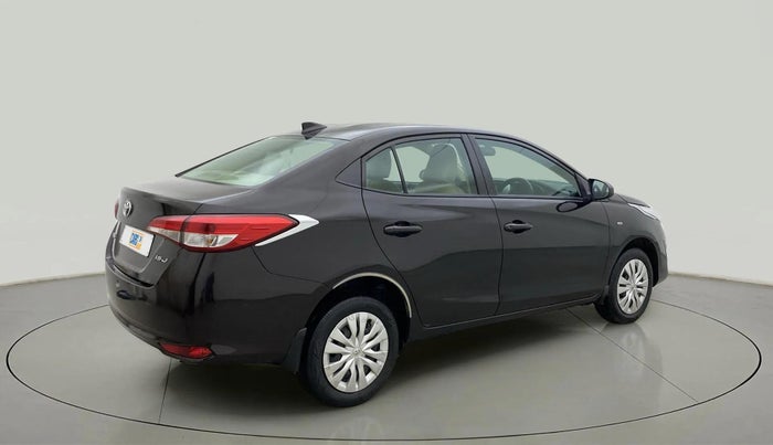 2021 Toyota YARIS J CVT, Petrol, Automatic, 87,857 km, Right Back Diagonal