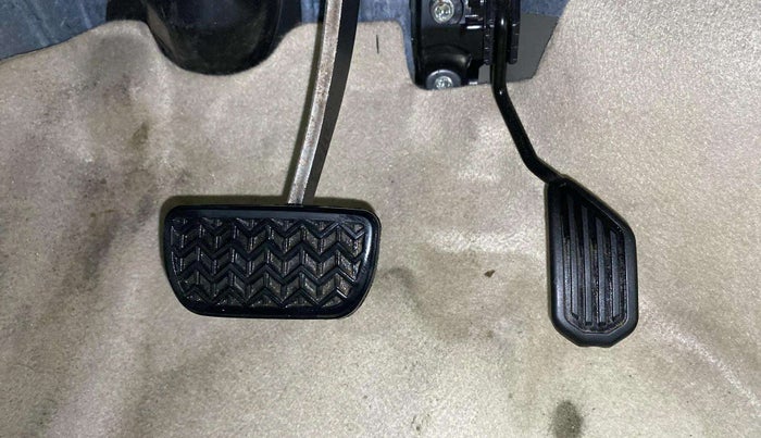 2021 Toyota YARIS J CVT, Petrol, Automatic, 87,857 km, Pedals