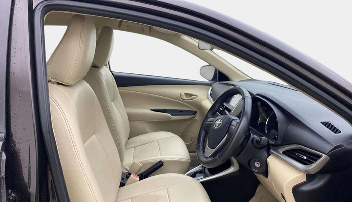 2021 Toyota YARIS J CVT, Petrol, Automatic, 87,857 km, Right Side Front Door Cabin