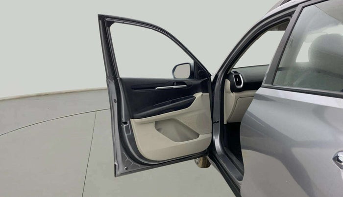 2020 KIA SONET HTX 1.5, Diesel, Manual, 1,12,576 km, LHS Front Door