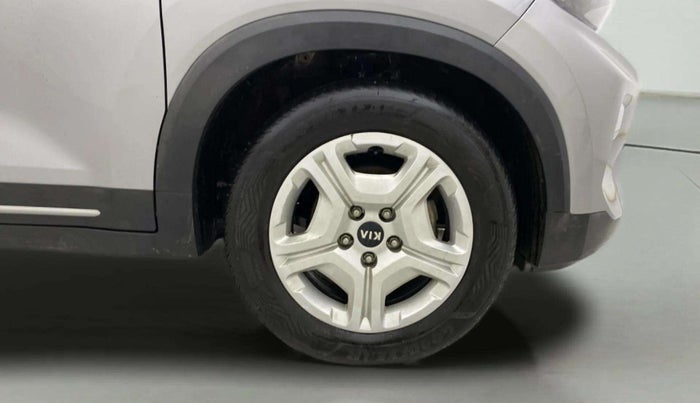 2020 KIA SONET HTX 1.5, Diesel, Manual, 1,12,576 km, Right Front Wheel