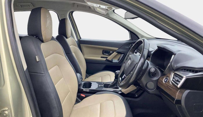 2022 Tata Safari XZA PLUS KAZIRANGA, Diesel, Automatic, 45,287 km, Right Side Front Door Cabin