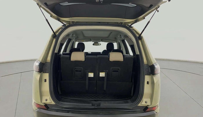 2022 Tata Safari XZA PLUS KAZIRANGA, Diesel, Automatic, 45,287 km, Boot Open Zoomed View