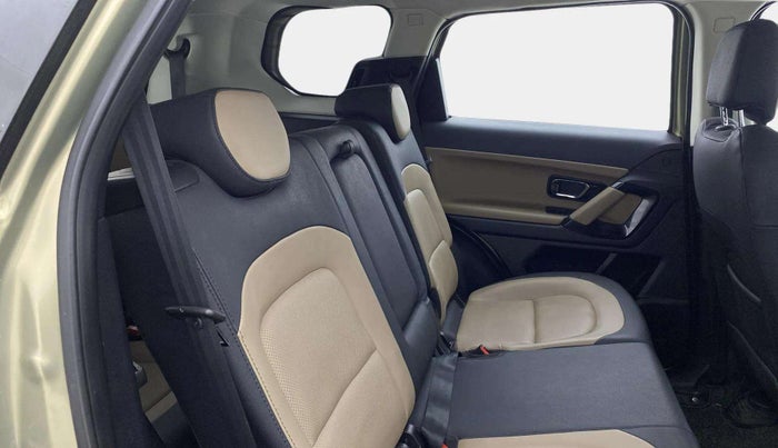 2022 Tata Safari XZA PLUS KAZIRANGA, Diesel, Automatic, 45,287 km, Right Side Rear Door Cabin