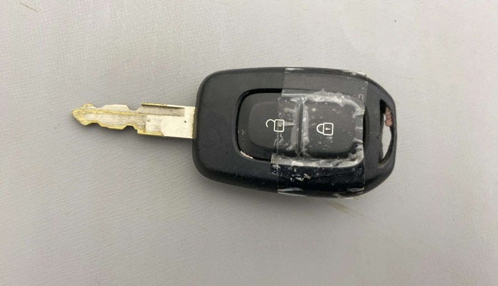 2022 Renault Kwid CLIMBER 1.0 AMT, Petrol, Automatic, 14,214 km, Key Close Up