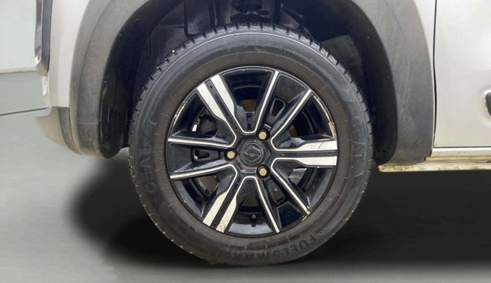 2022 Renault Kwid CLIMBER 1.0 AMT, Petrol, Automatic, 14,214 km, Left Front Wheel