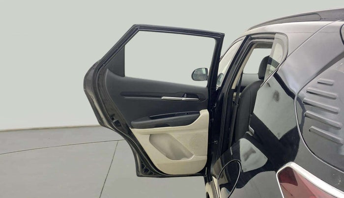 2021 KIA SONET HTX 1.0 IMT, Petrol, Manual, 30,370 km, LHS Rear Door