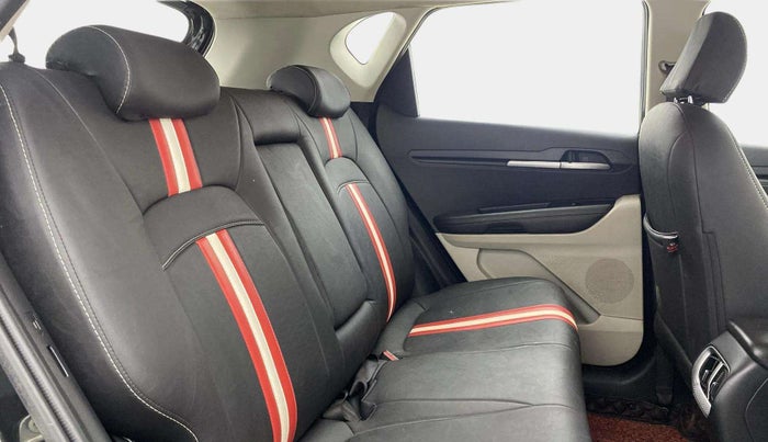 2021 KIA SONET HTX 1.0 IMT, Petrol, Manual, 30,370 km, Right Side Rear Door Cabin