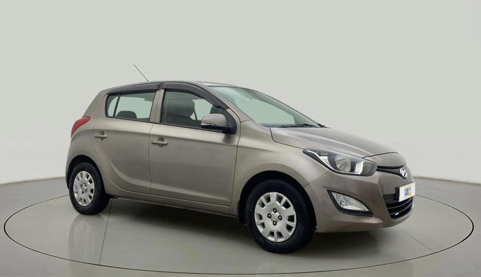 2014 Hyundai Elite i20 MAGNA 1.2, Petrol, Manual, 76,348 km, Right Front Diagonal