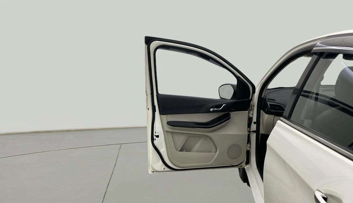 2022 Tata TIGOR XZ PLUS CNG, CNG, Manual, 21,724 km, LHS Front Door