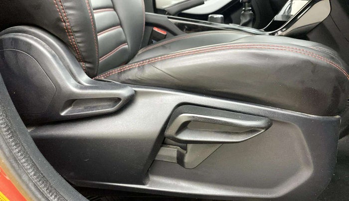2023 Tata NEXON CREATIVE 1.2 PETROL, Petrol, Manual, 17,400 km, Driver Side Adjustment Panel