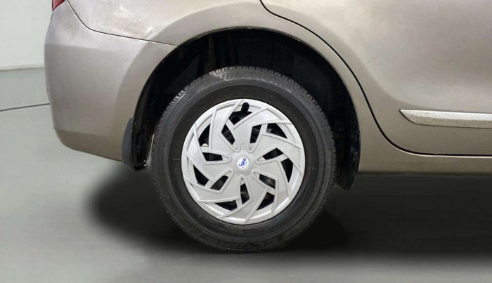 2018 Maruti Dzire VXI AMT, Petrol, Automatic, 74,223 km, Right Rear Wheel