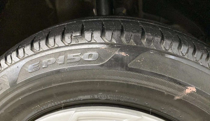 2018 Maruti Dzire VXI AMT, Petrol, Automatic, 74,223 km, Right Front Tyre Tread