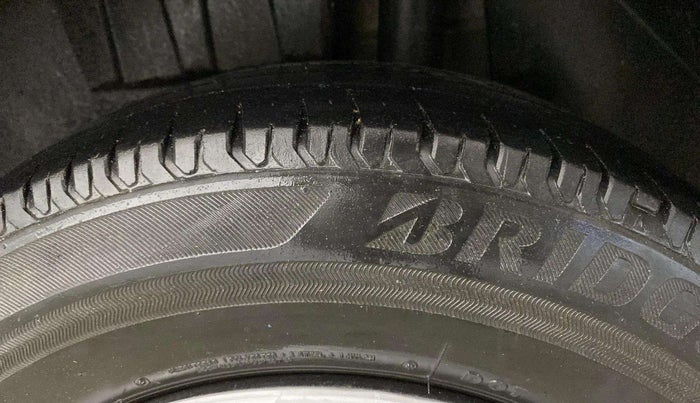 2018 Maruti Dzire VXI AMT, Petrol, Automatic, 74,223 km, Left Rear Tyre Tread