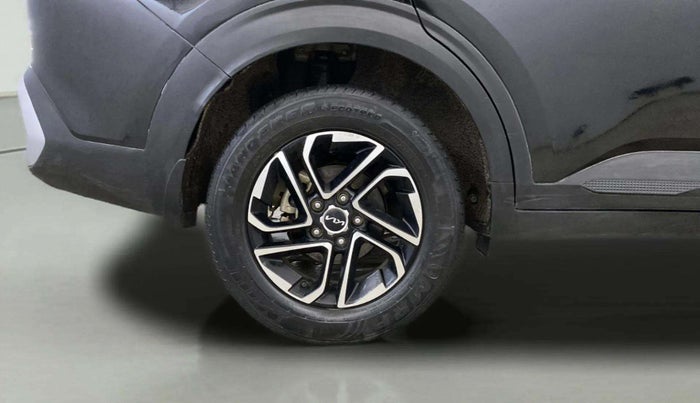 2023 KIA CARENS PRESTIGE PLUS 1.5 DIESEL 7 STR, Diesel, Manual, 48,553 km, Right Rear Wheel