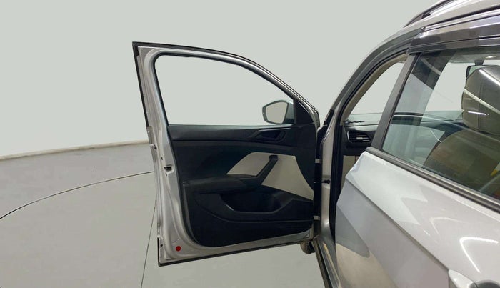 2023 Volkswagen TAIGUN COMFORTLINE 1.0 TSI MT, Petrol, Manual, 15,450 km, LHS Front Door