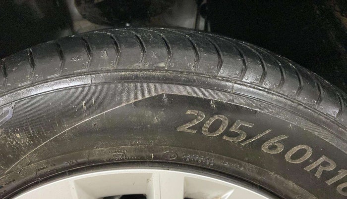2023 Volkswagen TAIGUN COMFORTLINE 1.0 TSI MT, Petrol, Manual, 15,450 km, Left Front Tyre Tread