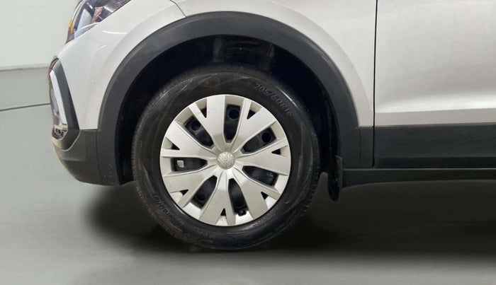 2023 Volkswagen TAIGUN COMFORTLINE 1.0 TSI MT, Petrol, Manual, 15,450 km, Left Front Wheel