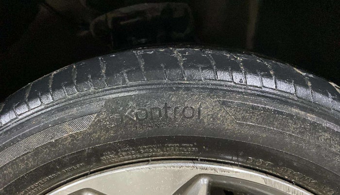2019 Hyundai Verna 1.6 VTVT SX + AT, Petrol, Automatic, 58,277 km, Right Front Tyre Tread