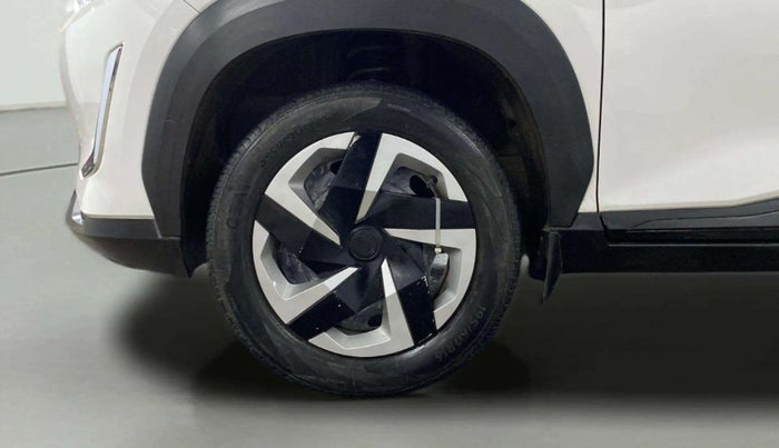2023 Nissan MAGNITE XL, Petrol, Manual, 29,336 km, Left Front Wheel
