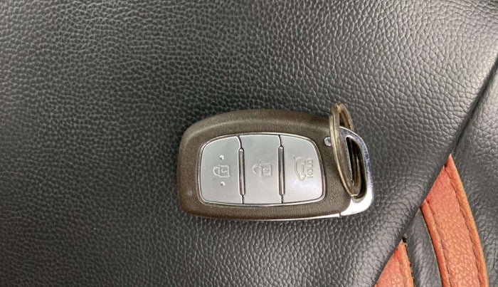 2015 Hyundai Elite i20 ASTA 1.2, Petrol, Manual, 72,142 km, Key Close Up