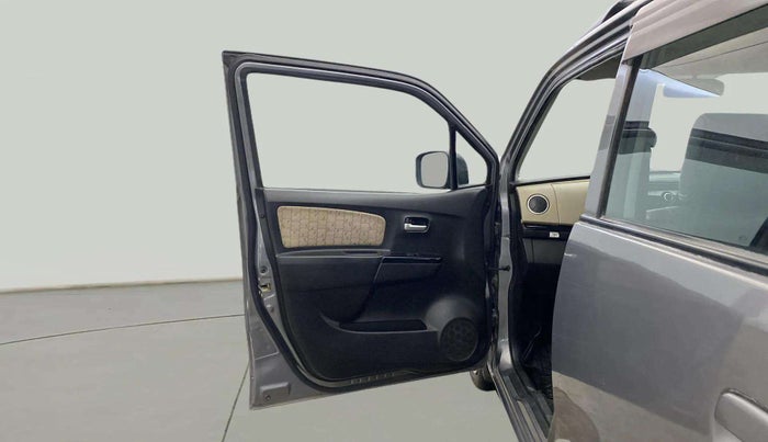 2017 Maruti Wagon R 1.0 VXI, Petrol, Manual, 40,377 km, LHS Front Door