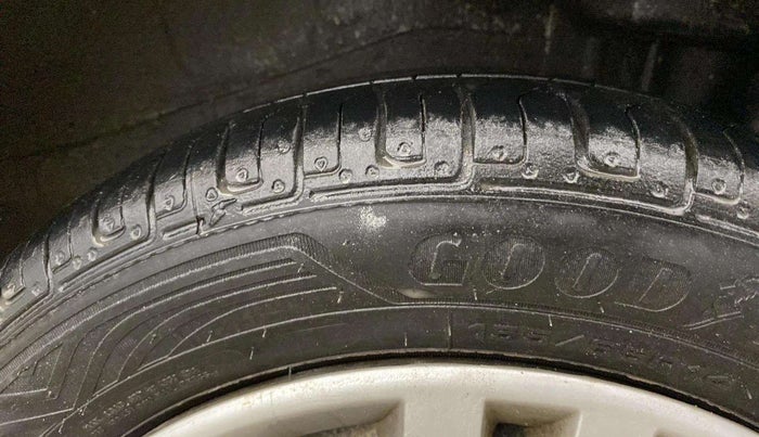 2017 Maruti Wagon R 1.0 VXI, Petrol, Manual, 40,377 km, Left Rear Tyre Tread