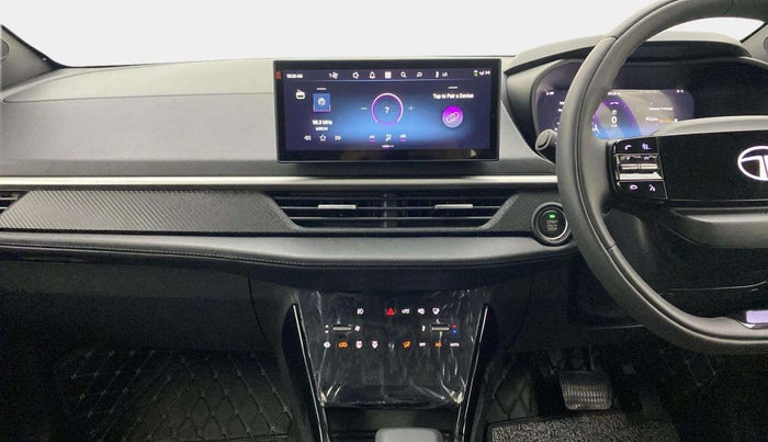 2024 Tata NEXON FEARLESS + SUNROOF DCA DUAL TONE 1.2 PETROL, Petrol, Automatic, 1,668 km, Air Conditioner