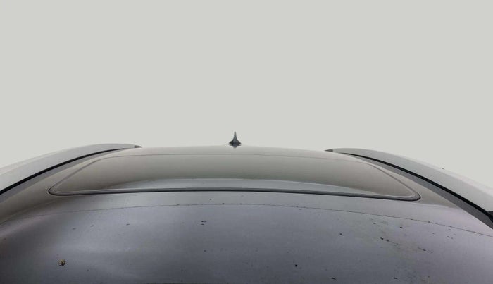 2024 Tata NEXON FEARLESS + SUNROOF DCA DUAL TONE 1.2 PETROL, Petrol, Automatic, 1,668 km, Moonroof/ Sunroof