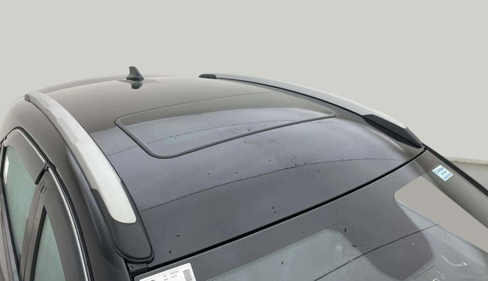 2024 Tata NEXON FEARLESS + SUNROOF DCA DUAL TONE 1.2 PETROL, Petrol, Automatic, 1,668 km, Roof