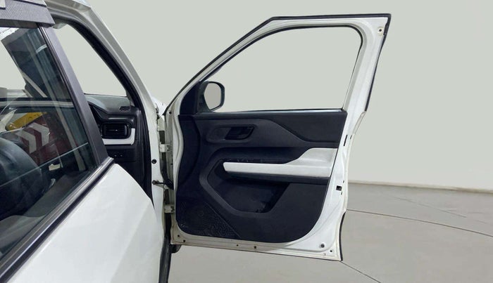 2024 Tata PUNCH CREATIVE  MT, Petrol, Manual, 14,005 km, RHS Front Door