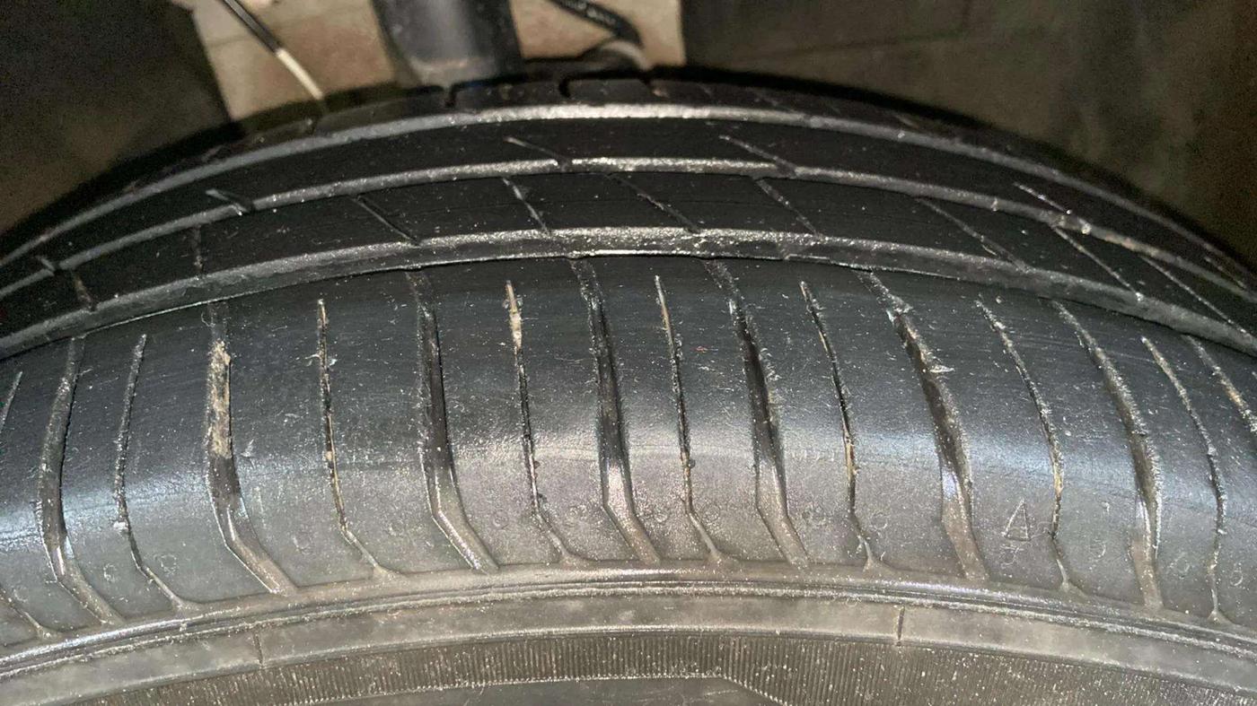 2024 Tata PUNCH CREATIVE  MT, Petrol, Manual, 14,048 km, Right Front Tyre Tread