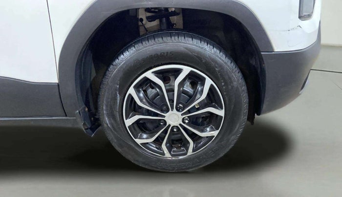 2024 Tata PUNCH CREATIVE  MT, Petrol, Manual, 14,005 km, Right Front Wheel